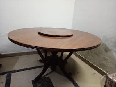 Rotating top dining table