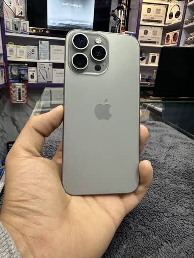 iPhone 15pro max 256jv