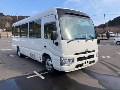 Rent A Toyota Hiace Grand Cabin van in Lahore, Rent A Car with Driver