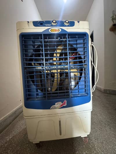 Air cooler good condition solar and electric urgent sale