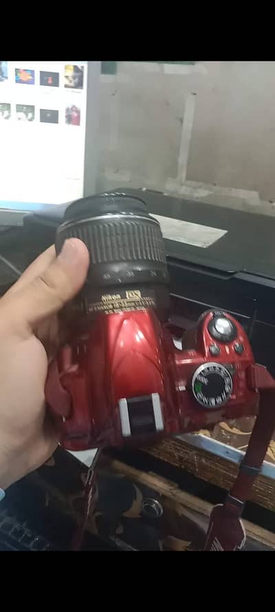 NIKON 3100