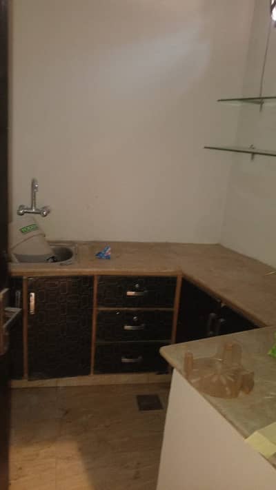 2200 Sq. Ft Commercial Office available for rent n Gulberg Town Lahore