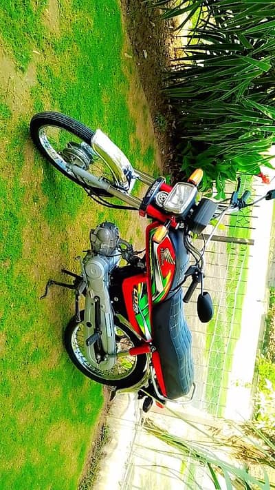 Honda cd70 model 2022