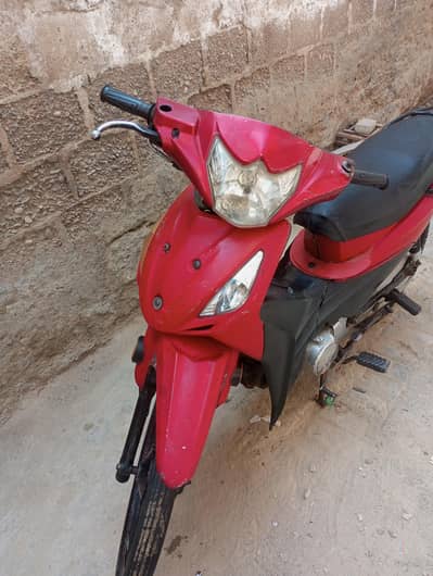 SUPER POWER 70 ( scooty )