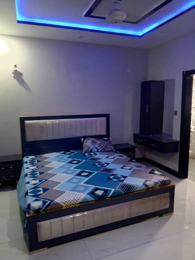 Per day house for rent available