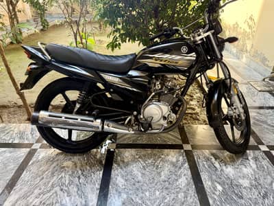 Yamaha YB 125Z-DX 2021 low mileage