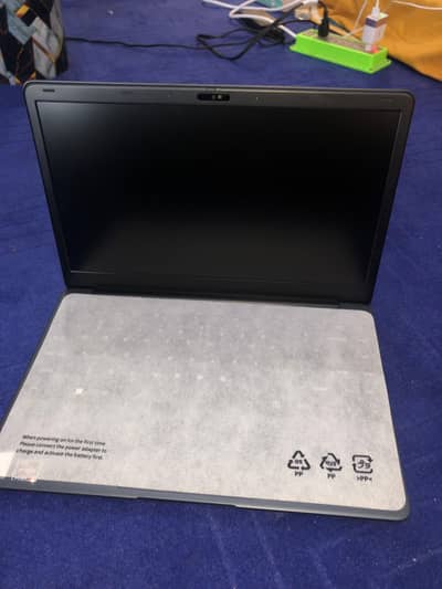 pm laptop 2025 | box and original charger