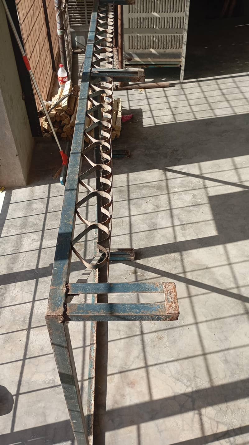 جستی 22 گیج وزنی  فل سایز پیٹی  بمع سٹینڈ 4