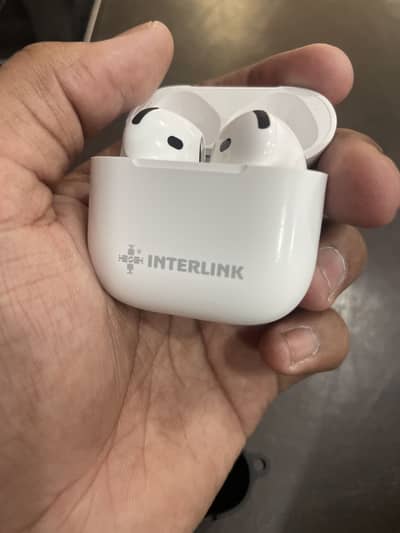 earbud interlink