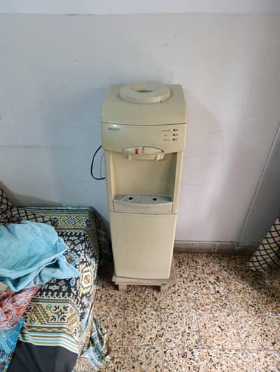 Orient Water Dispenser