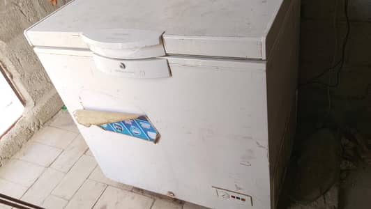 Dawlance deep freezer 60000