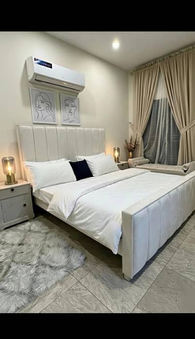 Per day weekly basic and monthly basic apertment Available in gulberg Greens Islamabad