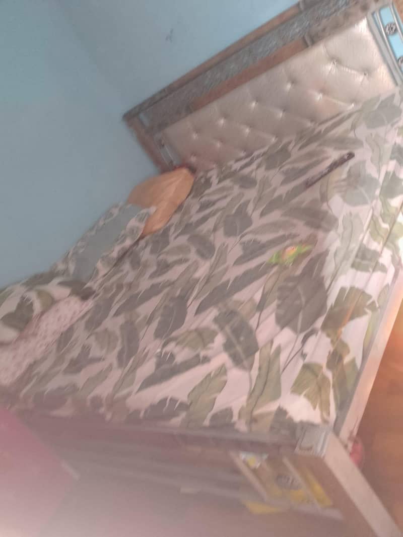 bed matress almari 2