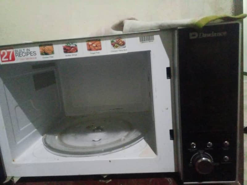 Dawlance microwave oven 1