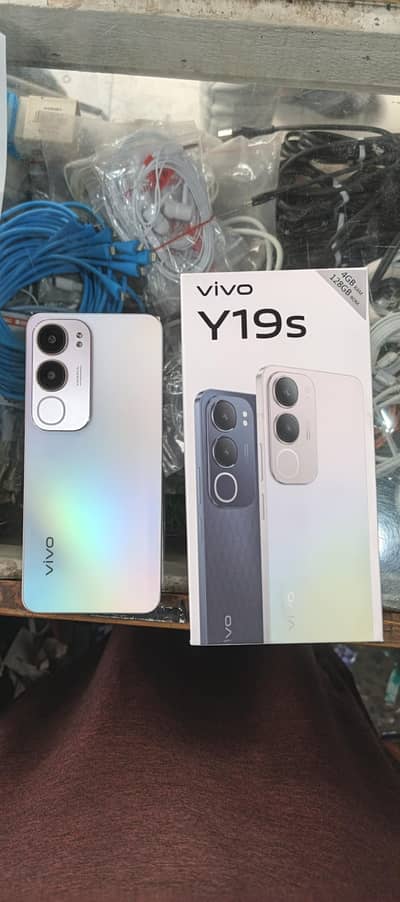 Vivo y19s 4+4/128
