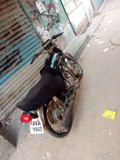 125 HONDA OR SUPER STAR 125