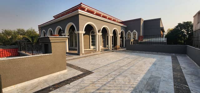 HUGE UPPER PORTION FOR RENT IN F-6