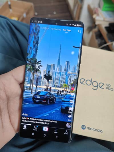 edge 50 pro 12gb 512gb