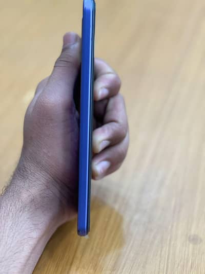 vivo y21 with box Whatsapp no 03704021448 only buyers contect