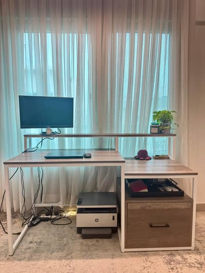 Pak Tameer office work station