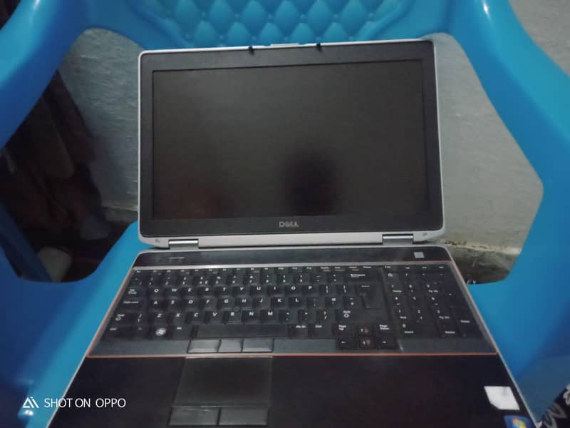 Dell latitude e6520 0
