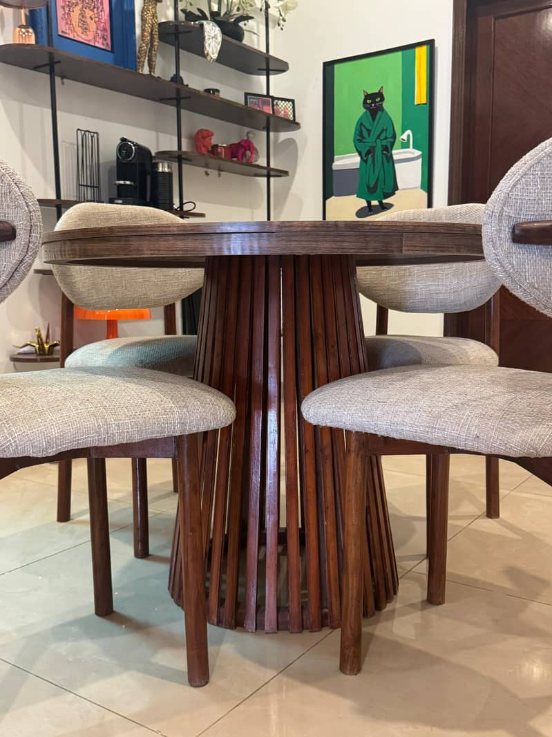 Aesthetic dining table for 4 2