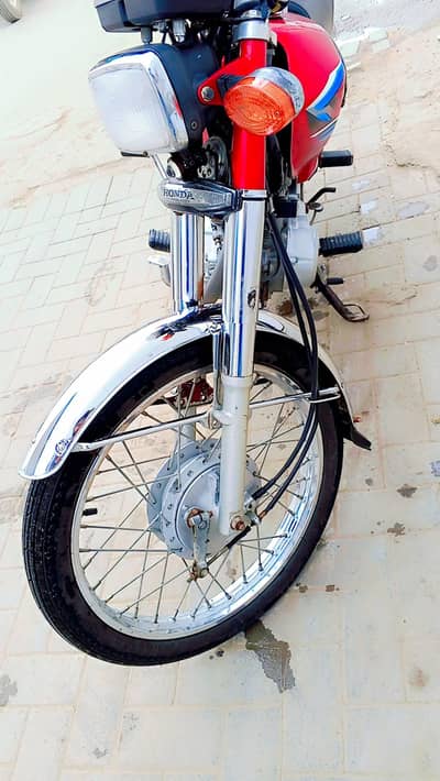 Bike ma koi Kam nhi hai