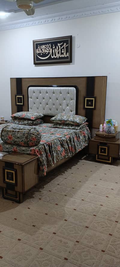 Modern Bedroom Set (Bed + Dressing + Side Tables - Excellent condition