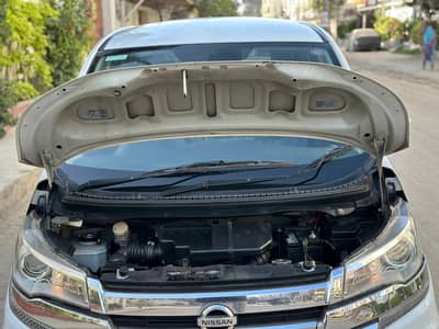 Nissan DayZ highway star 660 cc model 2015 registration 2017