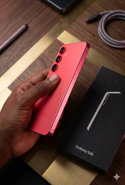 Samsung S25 (12Gb/128GB) For sale