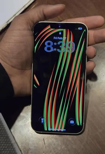 iPhone 13 128GB - White - PTA Approved -9/10 Condition