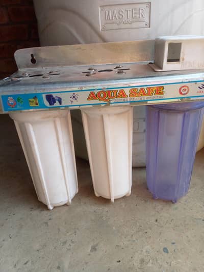 bhai 3 mahinay use kia bus