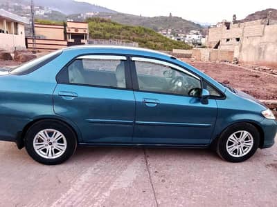 Honda city genuine condition family used