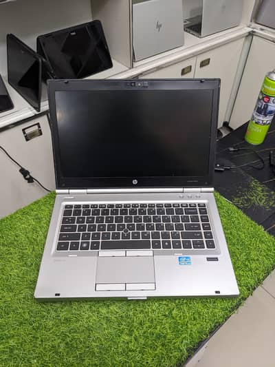 HP Elitebook 8460 i5 2nd Gen 4GB RAM 320GB HDD !