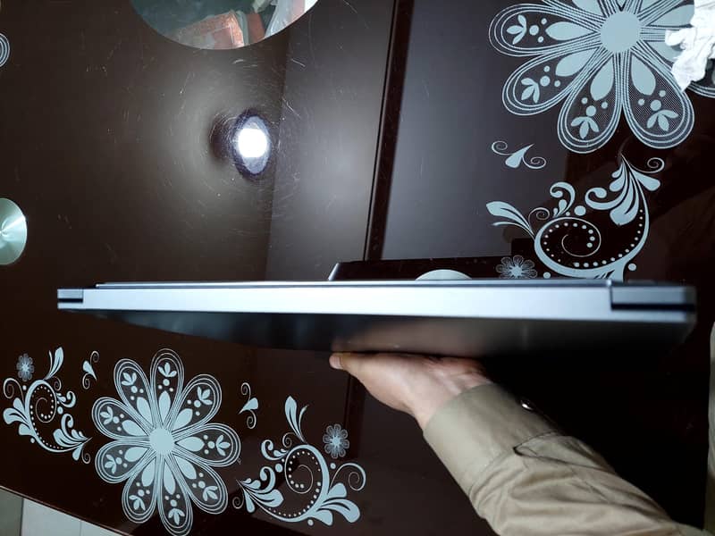 Dell Precision 5570 3