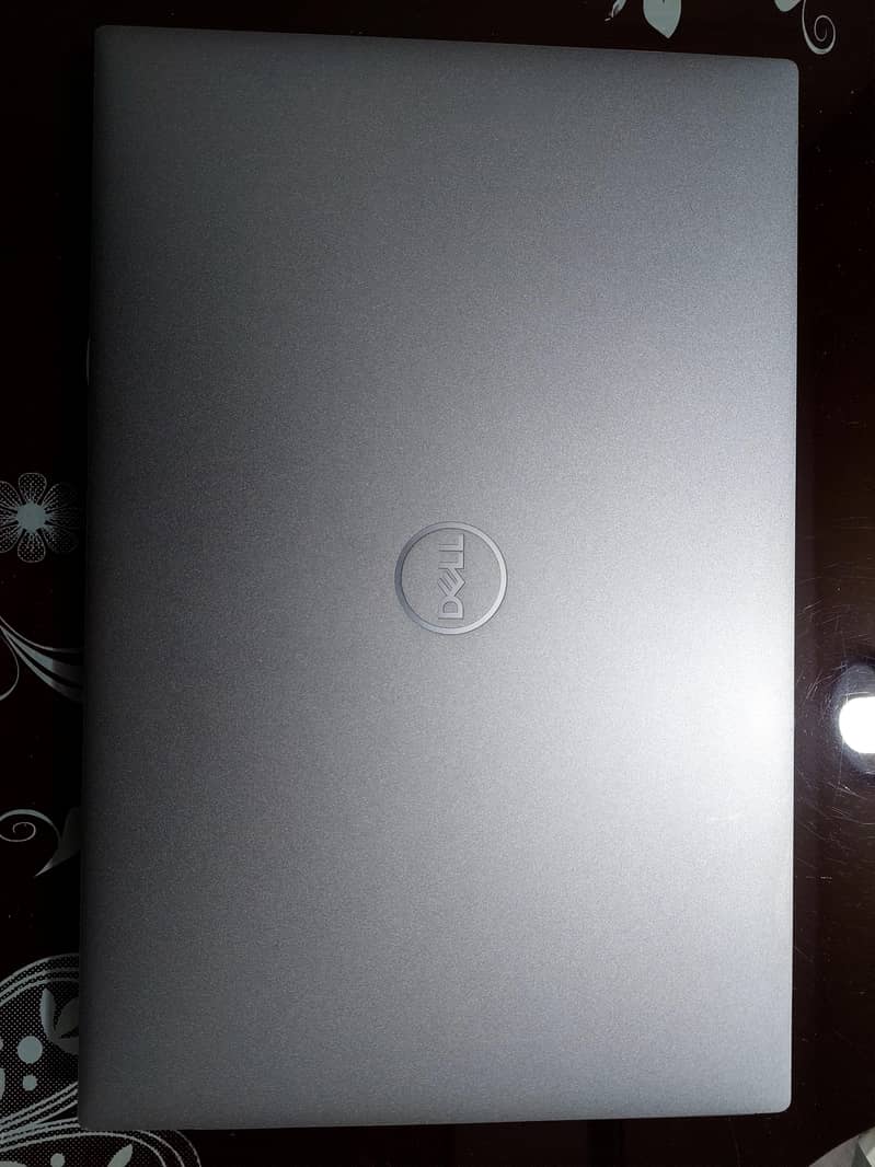 Dell Precision 5570 5