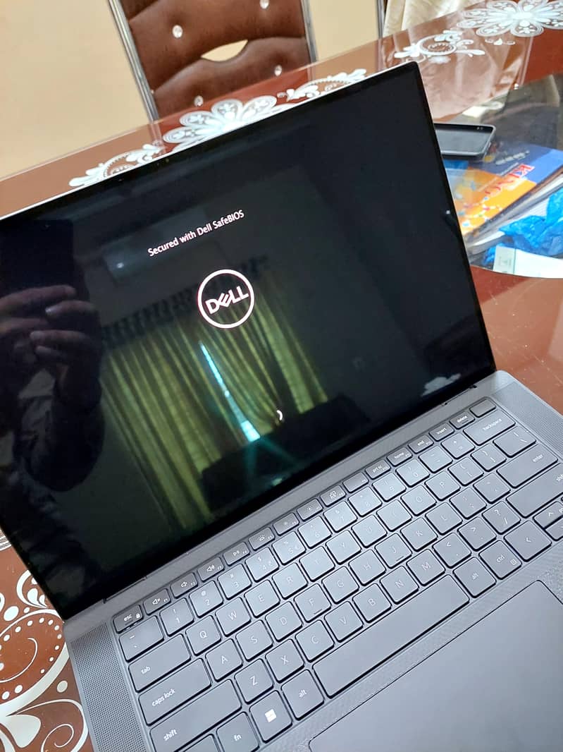 Dell Precision 5570 7