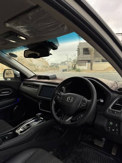 Honda Vezel 2017 model 2021 import/registered