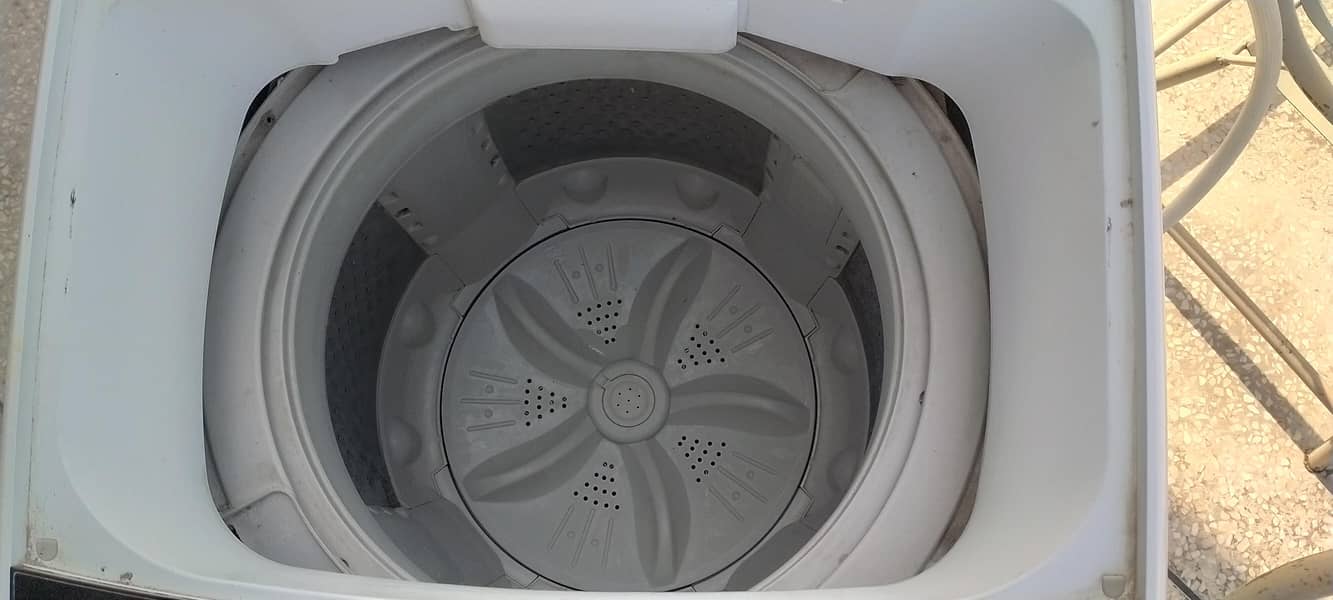 Used Dawlance DWT 255 8