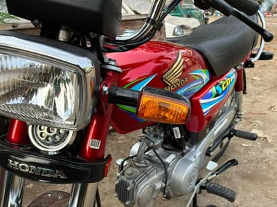 Honda CD 70 2024