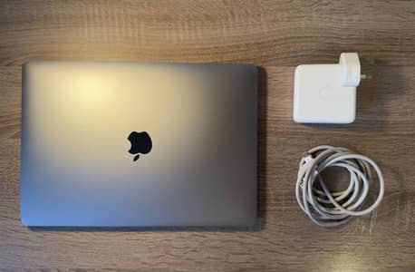 MACBOOK PRO 13” 2020 INTEL i5 8GB/256GB