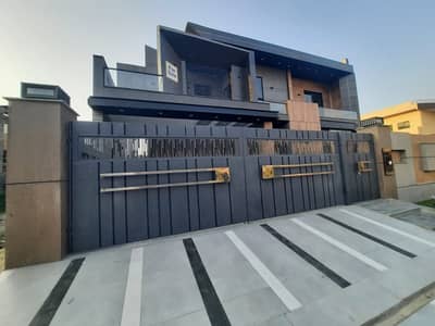 1 Kanal Brand New Luxury Ultra Modern double Heighted House All Original Picture Direct Meeting Available For Sale in Wapda Town phase 1