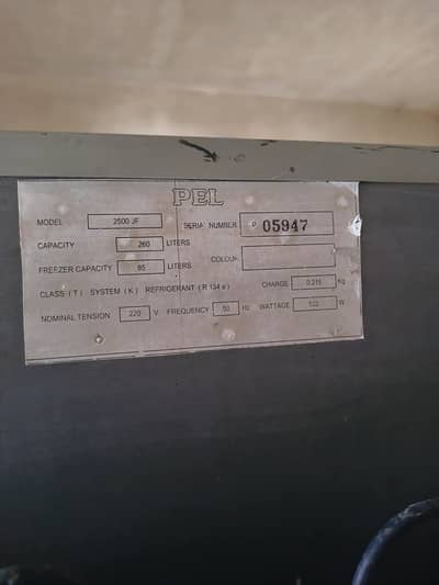 Model 2500 jf , capacity 260 , freezer capacity 85, Serial 05947