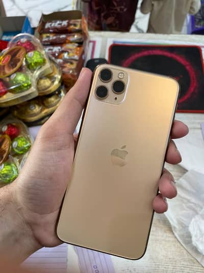 iPhone 11 pro max 256gb Pta Approved