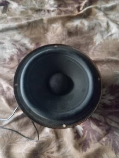 tow speaker like new condition 10 by 10 best sound quality