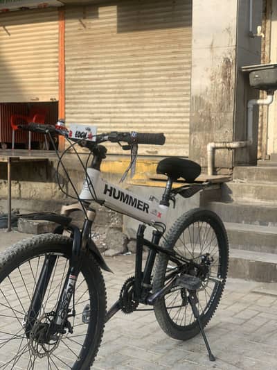 Hummer Jumper Foldable Gear Cycle *ONLY 3 MONTHS USED*