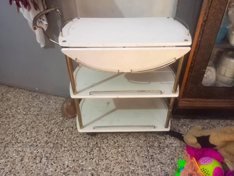 Tea trolley 1