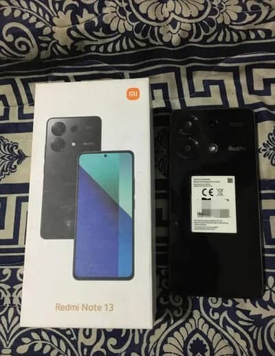 redme note 13 8/256 full box condtion 10/10 he one hand use