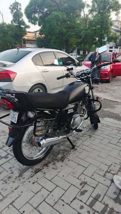 Suzuki gs150