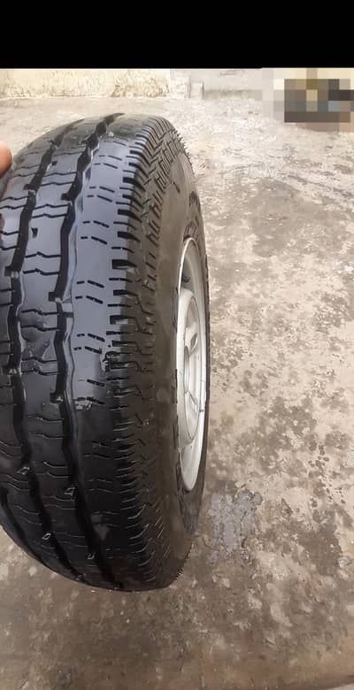 Cultus car tyre